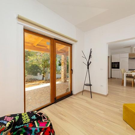 Al Pino Blue Property Premantura Kültér fotó