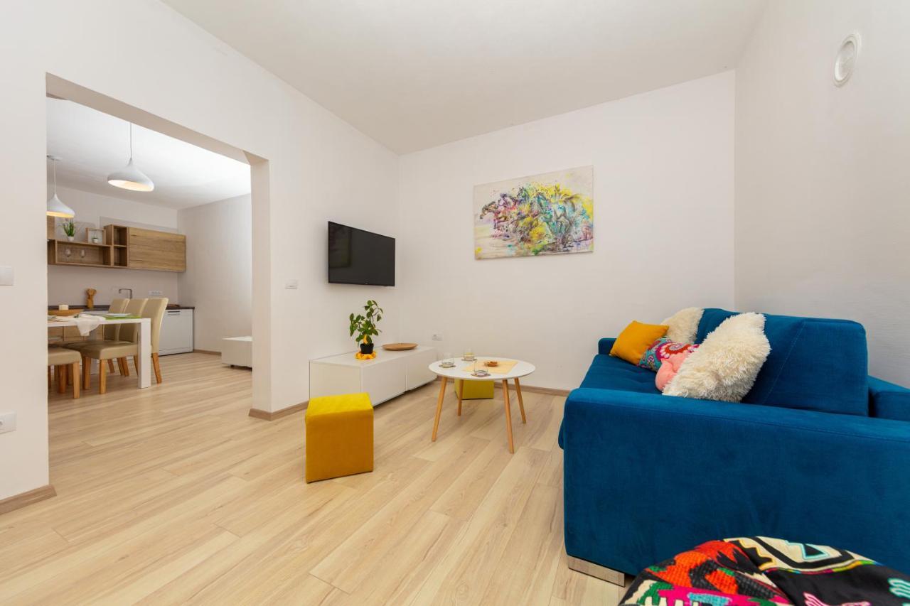 Al Pino Blue Property Premantura Kültér fotó