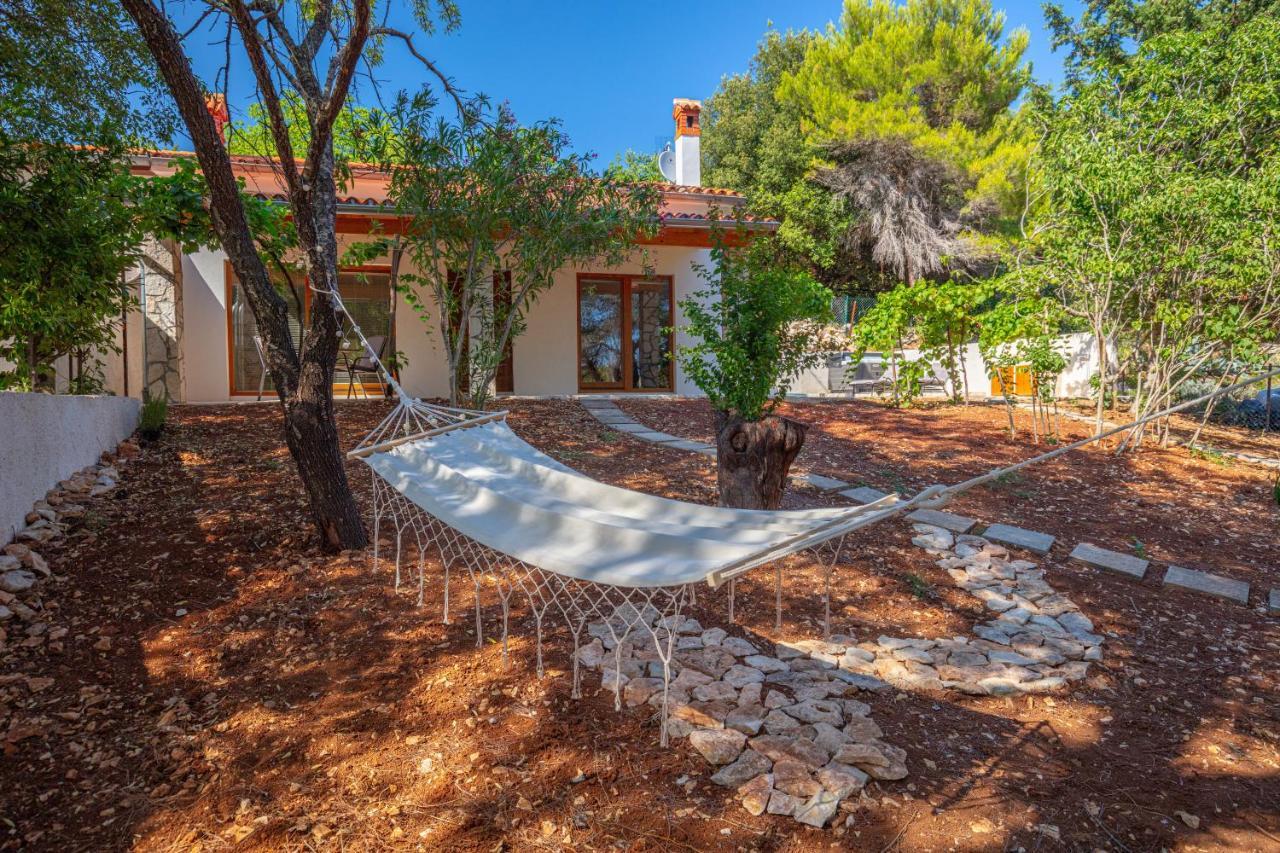 Al Pino Blue Property Premantura Kültér fotó