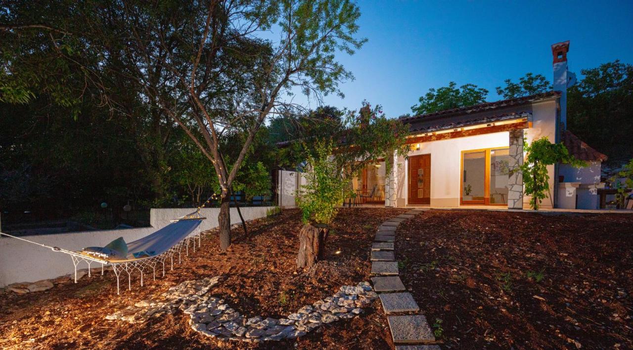 Al Pino Blue Property Premantura Kültér fotó