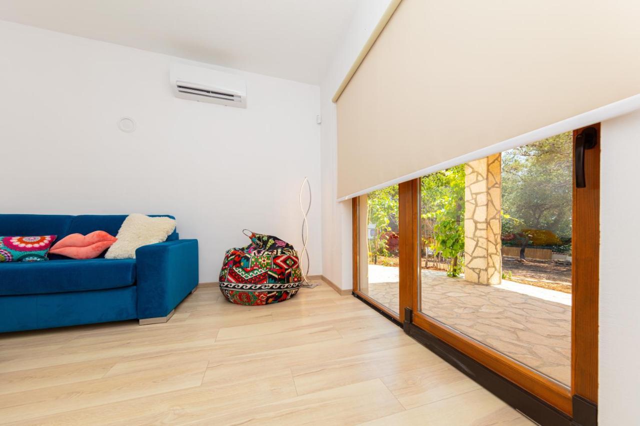 Al Pino Blue Property Premantura Kültér fotó