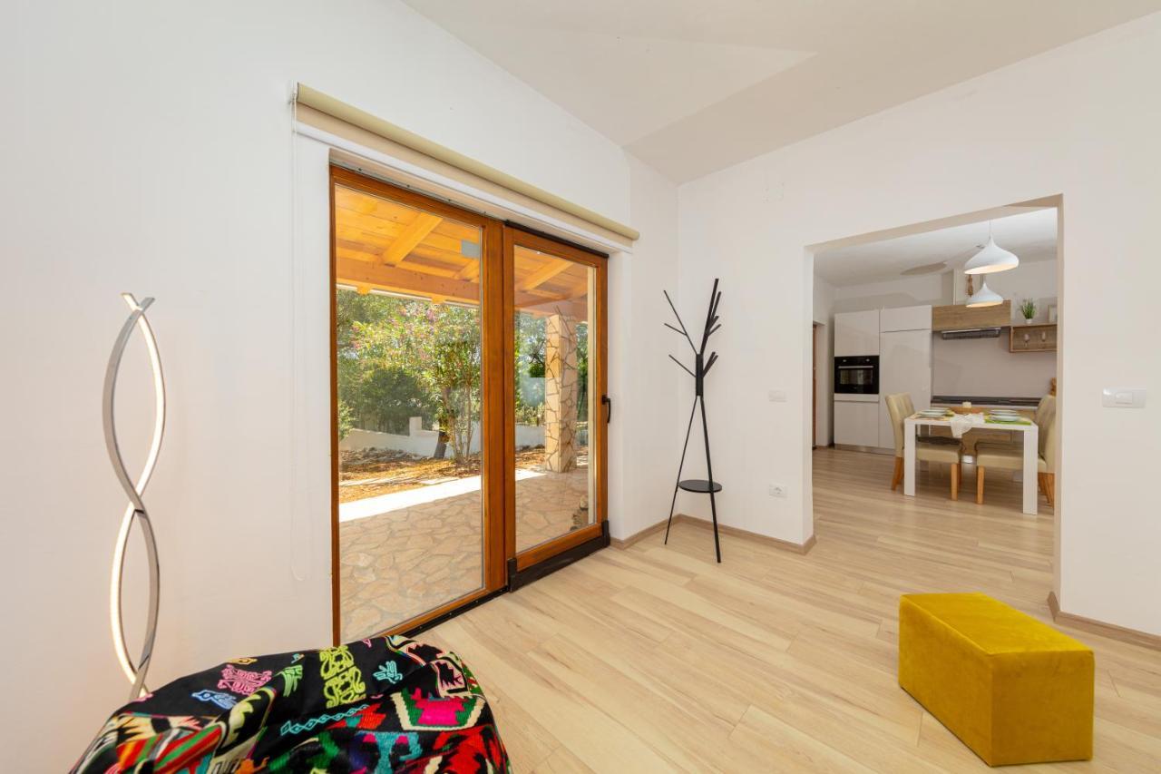 Al Pino Blue Property Premantura Kültér fotó