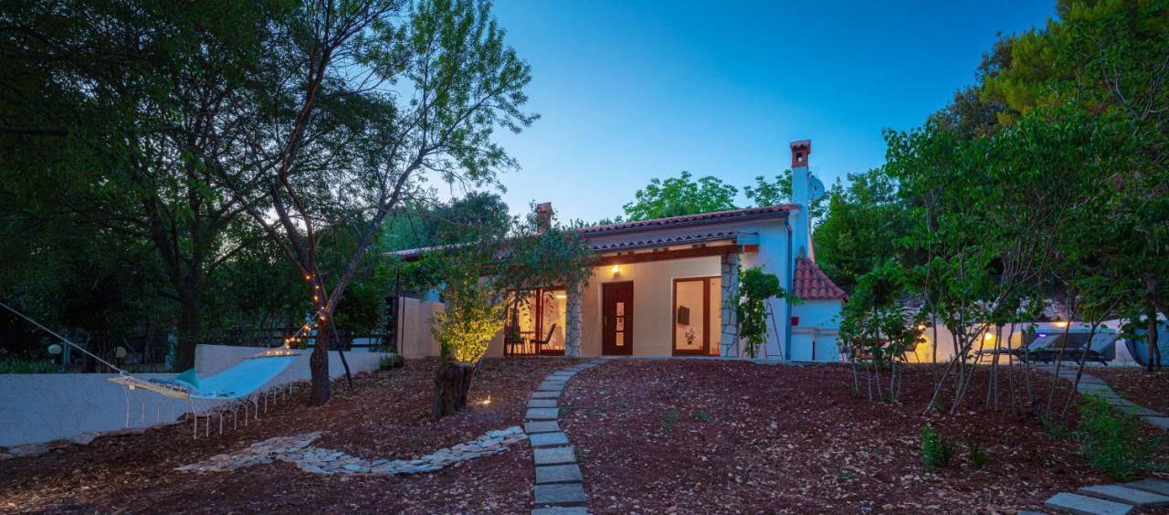 Al Pino Blue Property Premantura Kültér fotó