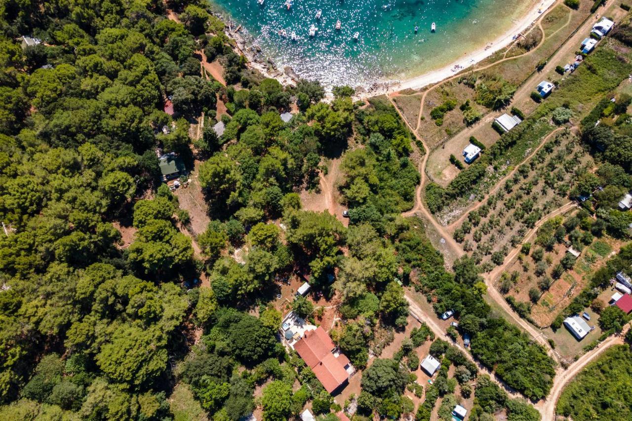 Al Pino Blue Property Premantura Kültér fotó
